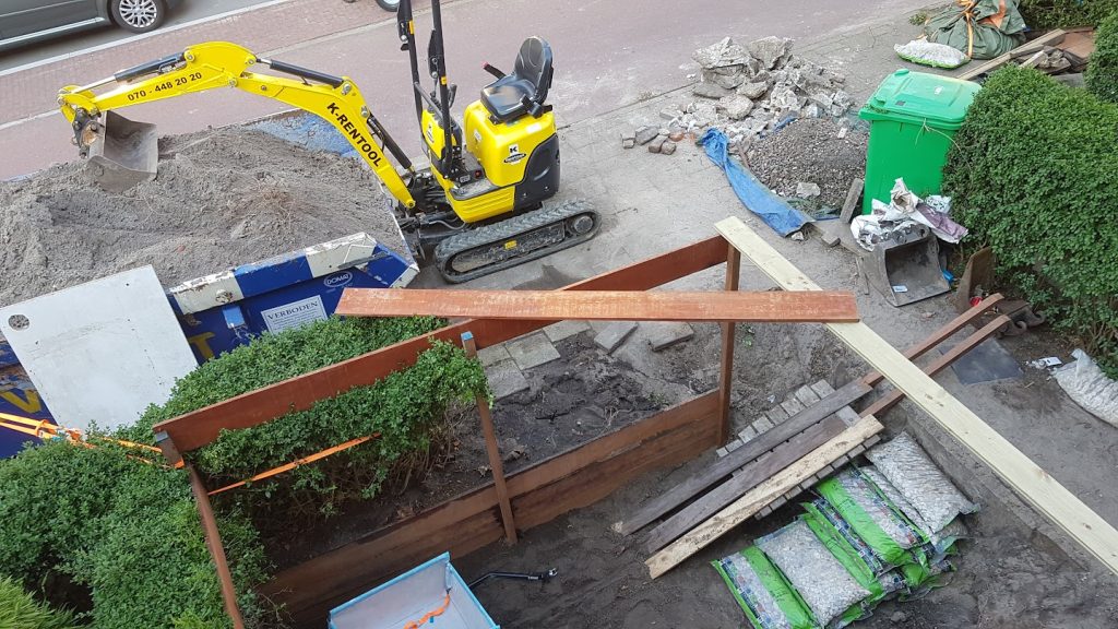 Fietsenstalling Deel 4/6 – Wanden dicht, dak erop!