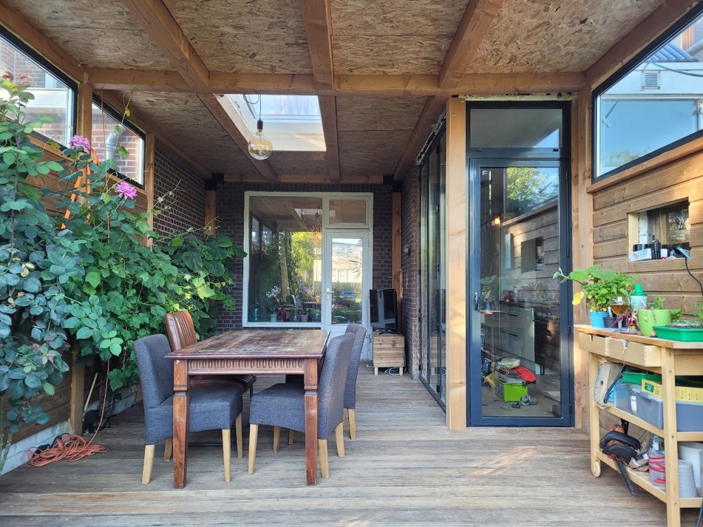 Tuinkamer klaar!